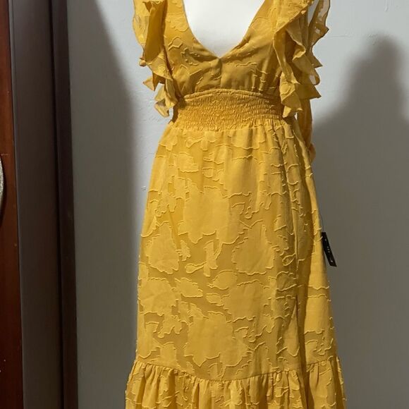 Lulus NWT Absolutely lovely Marigold floral Tie back midi dress - Picture 9 of 15